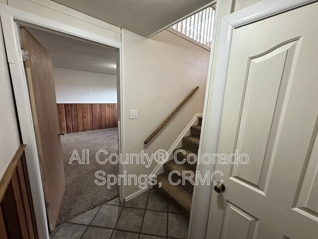 Building Photo - 3635 Garland Ct