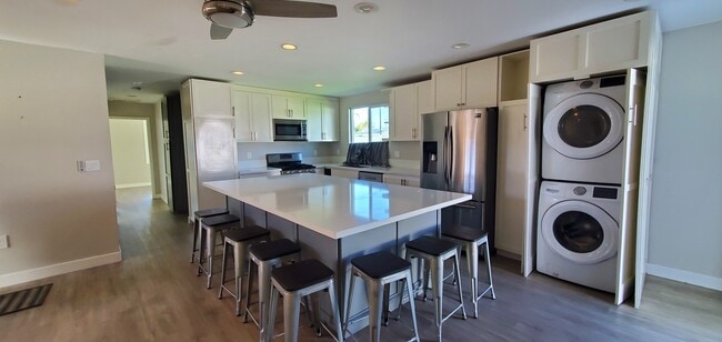 Building Photo - 3822 Conrad Ave