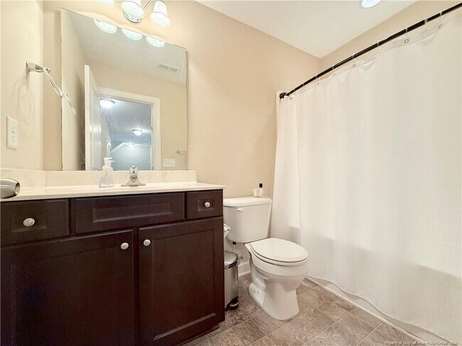 Building Photo - 418 Century Dr