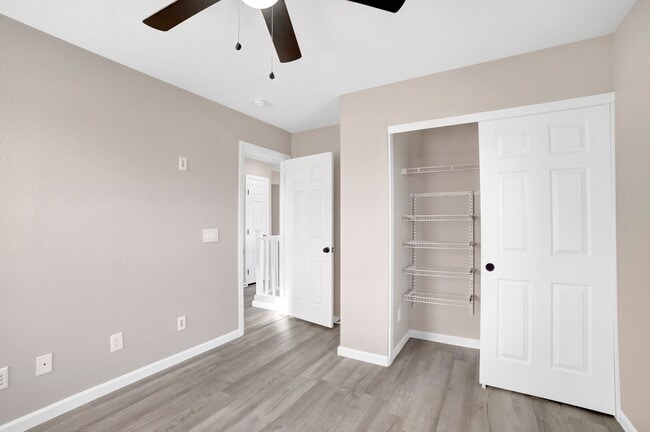 Building Photo - STUNNING SUMMERLIN GEM! 3-BEDROOM 2.5 BATHS!