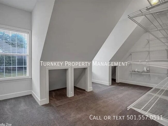 Building Photo - 4314 Old Oak Dr