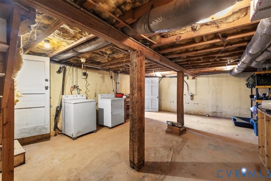 Building Photo - 2297 Indian Oak Rd