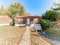 Building Photo - 1272 Laughren Dr