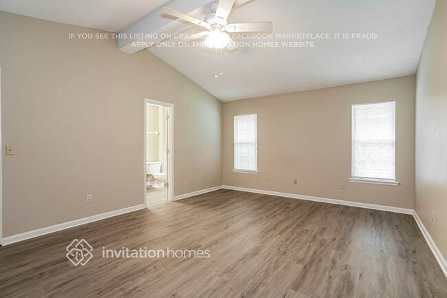 Building Photo - 11868 Gran Meadows Way