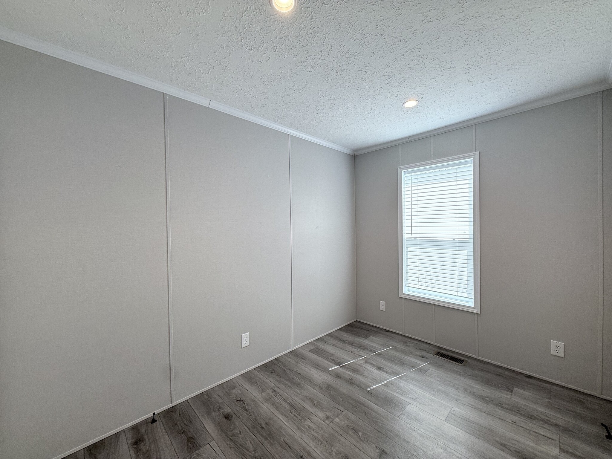 Building Photo - 52780 S Zacharias Ct