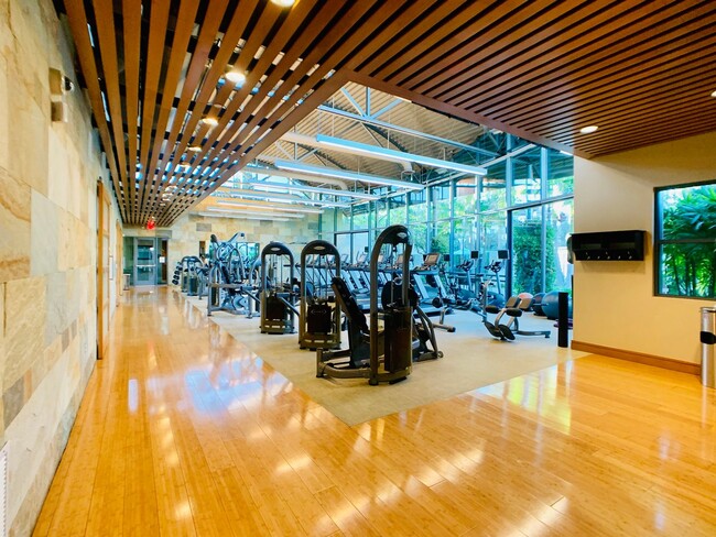 Building Photo - 195 Bowery