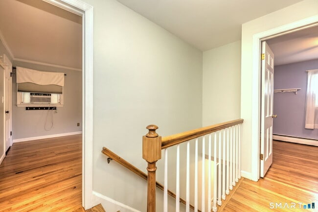 Building Photo - 352 Hitching Post Dr