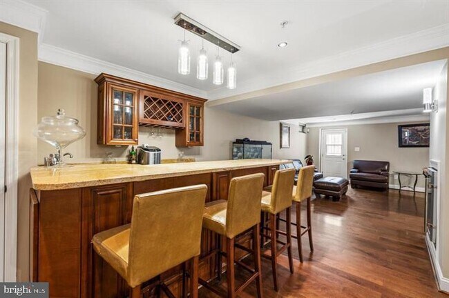 Building Photo - 12104 Guinevere Pl
