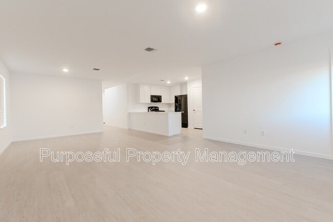 Building Photo - 3717 Los Cabos Dr