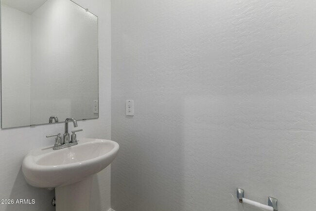 Building Photo - 9173 S Palo Verde Dr