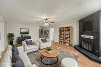 Building Photo - 1415 Lance Way