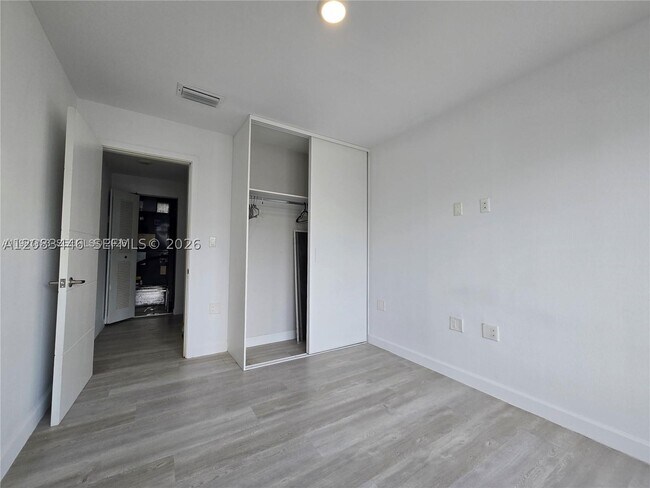 Building Photo - 25901 SW 139th Ave