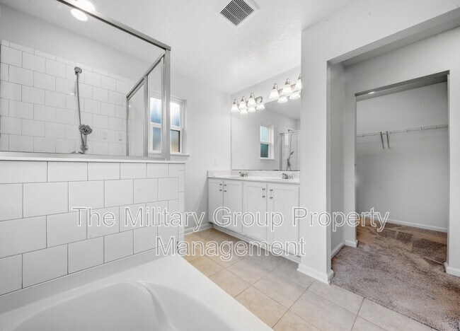 Building Photo - 7148 Preston Pnes Trl