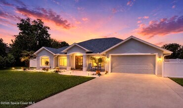 Building Photo - 2553 Christopher Dr