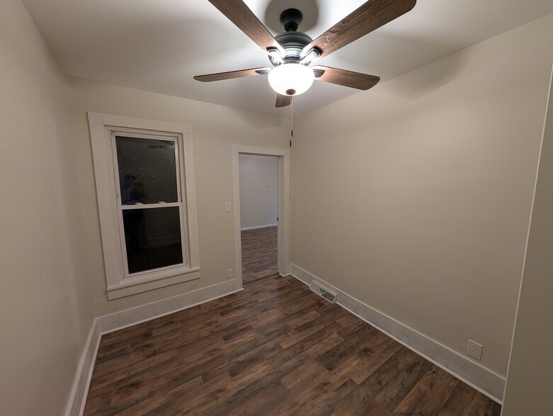 Building Photo - 37 Congress St