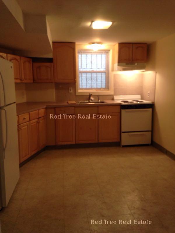 Building Photo - 211 Saint Paul St