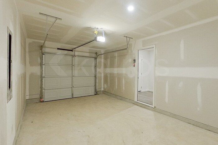 Building Photo - 345 Ironwood Ct