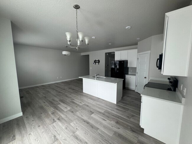 Building Photo - Bowery