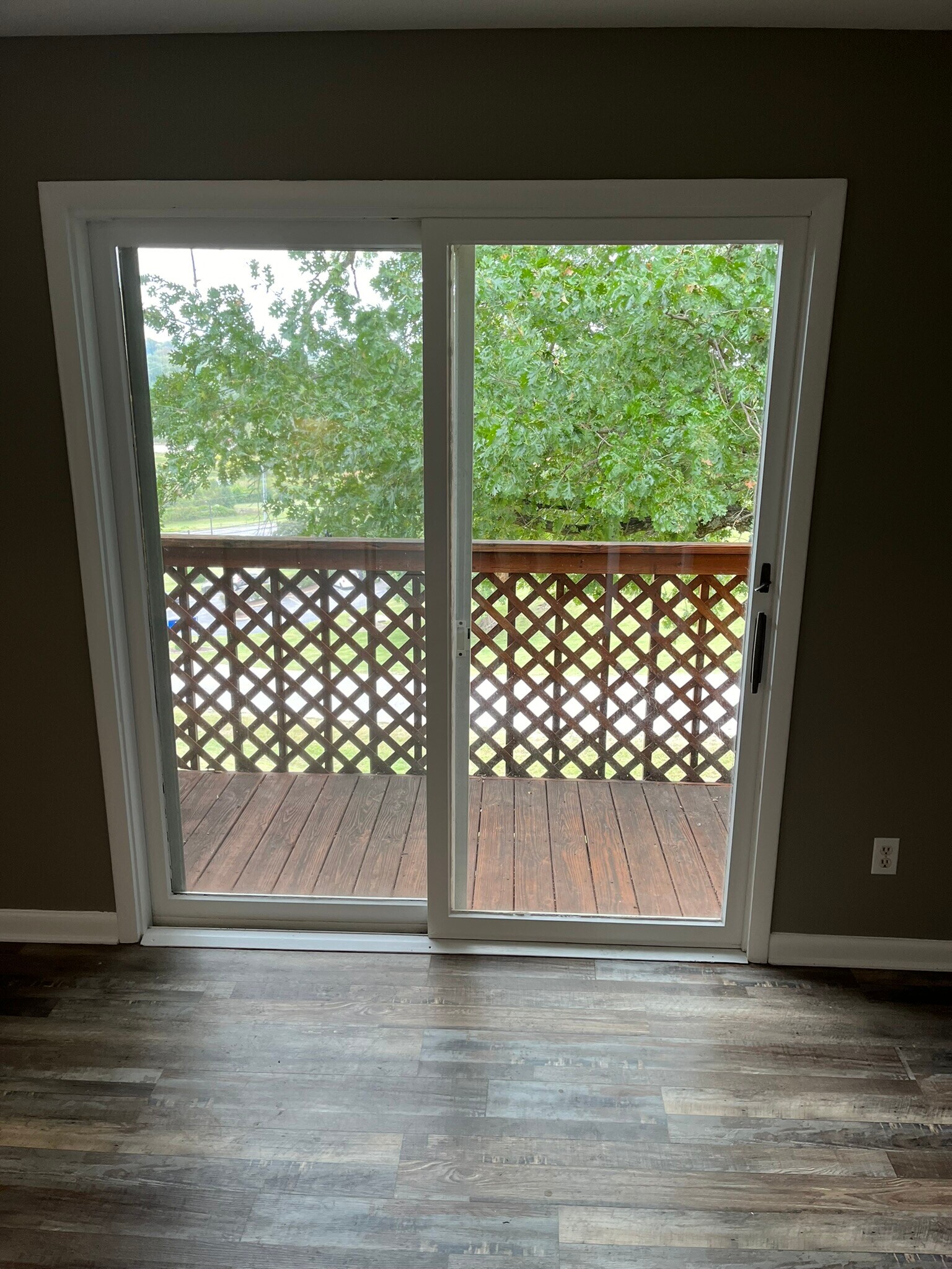 Building Photo - 3020 Fernbrook Ln