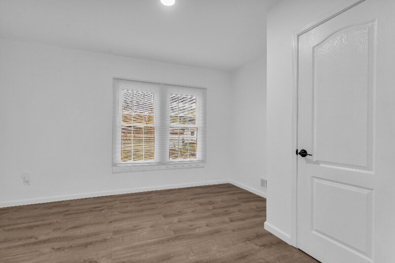 Building Photo - 2466 Highland St