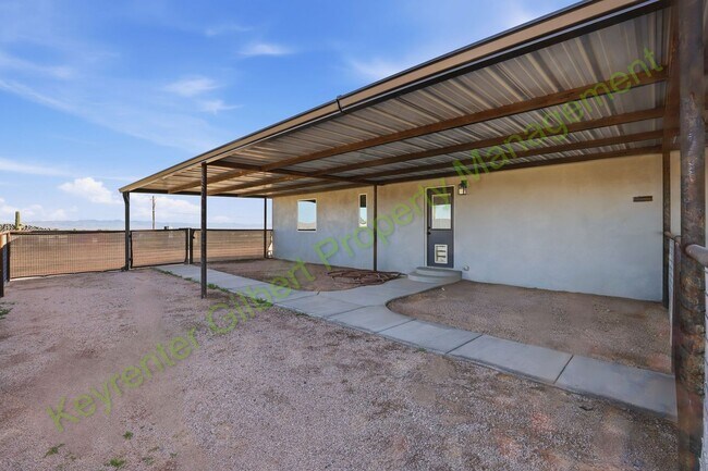 Building Photo - Stunning Queen Creek Ranch Home on 5 Acres – Horse & Livestock Friendly!