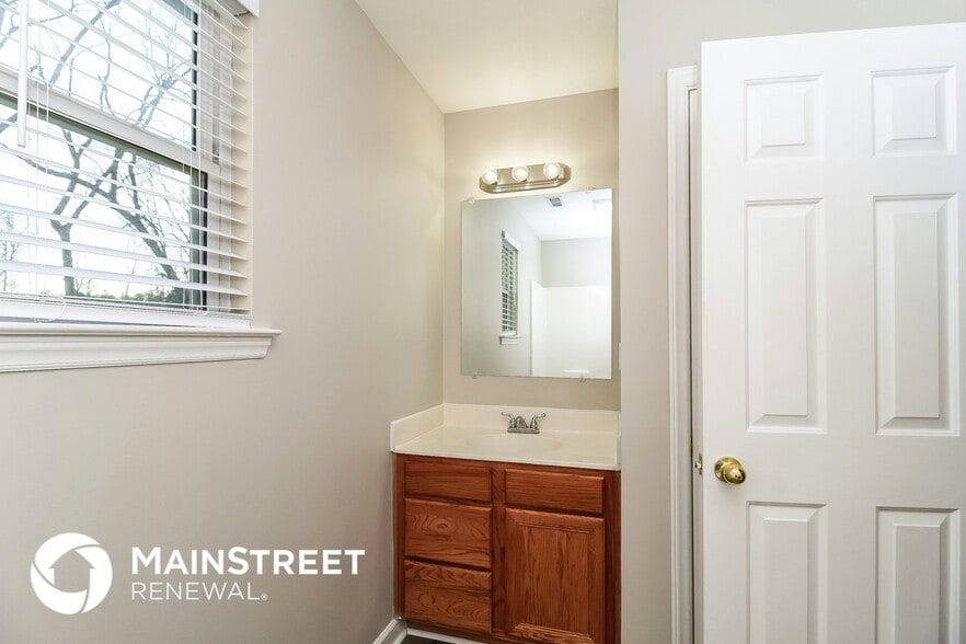 Building Photo - 1992 Tea Berry Ln