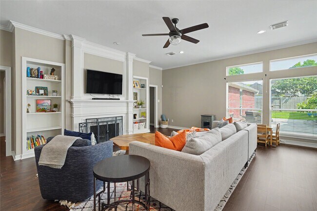 Building Photo - 4250 Noble Oak Trail