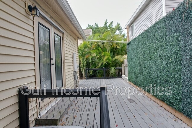 Building Photo - 5349 Ashton Rd