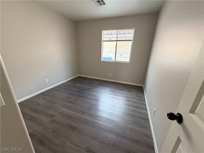 Building Photo - 765 Donelle Ave