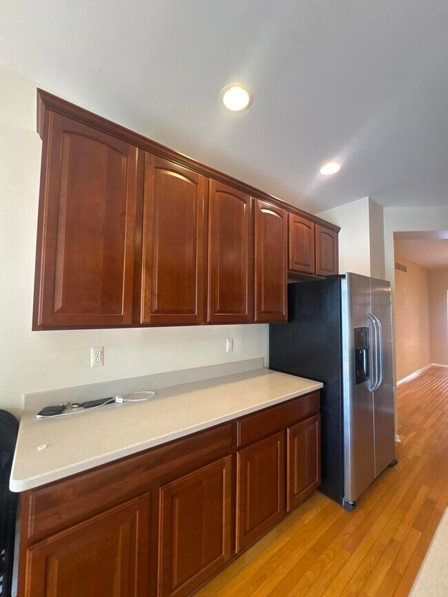 Building Photo - 37572 Newburgh Park Cir