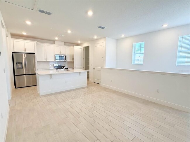 Building Photo - 10581 Marconi Ave