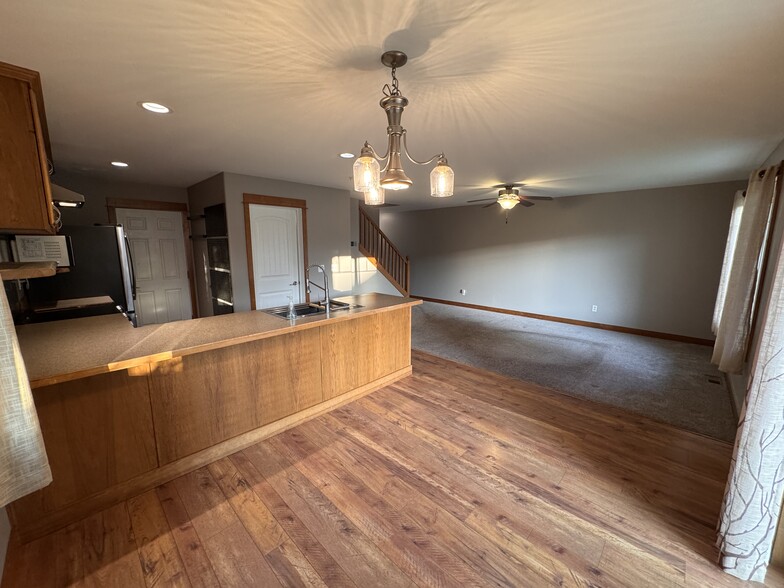 Dining Area - 5485 Glenellen Dr