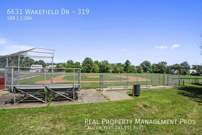 Building Photo - 6631 Wakefield Dr