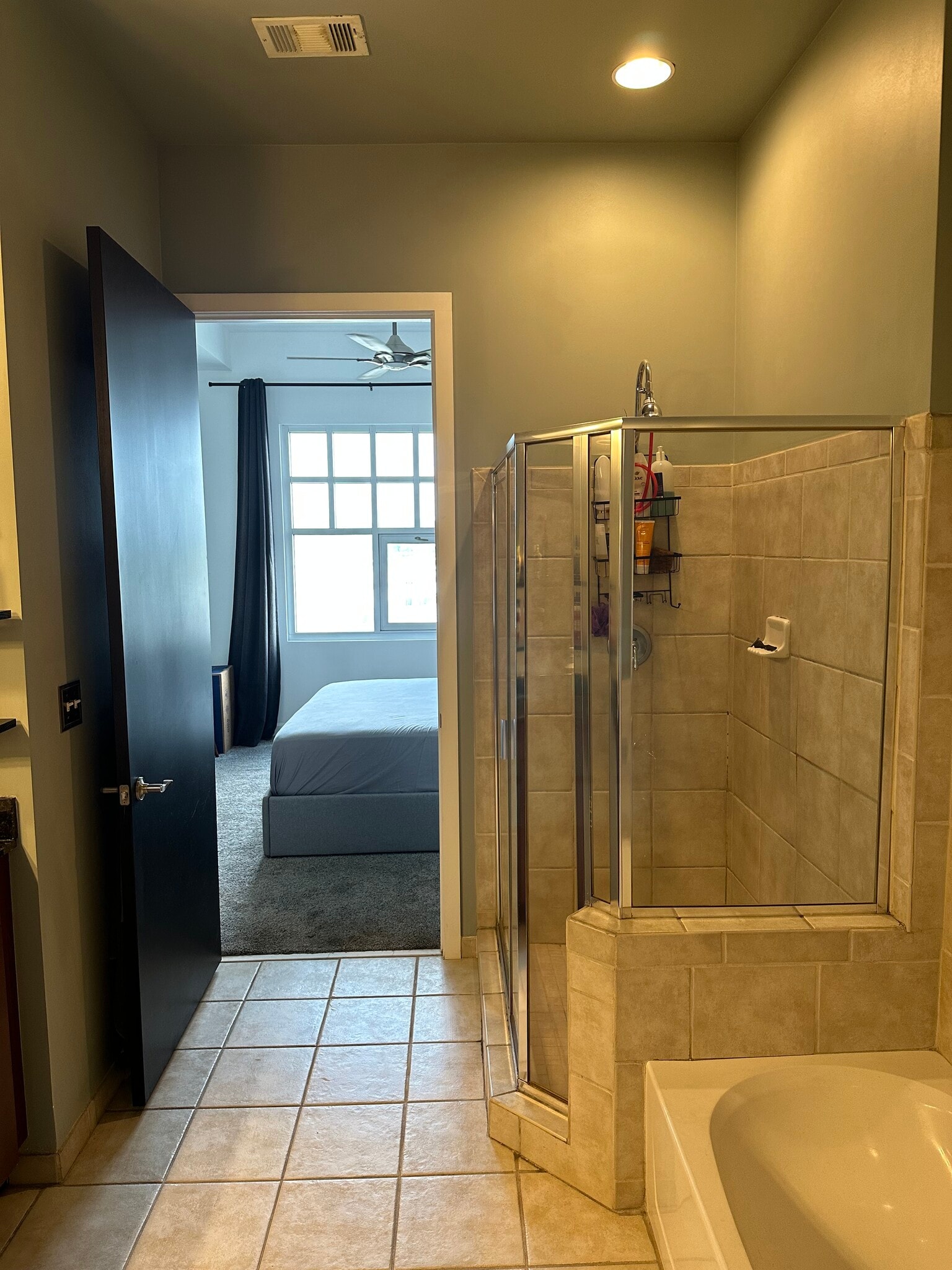 Building Photo - 711 Cosmopolitan Dr NE