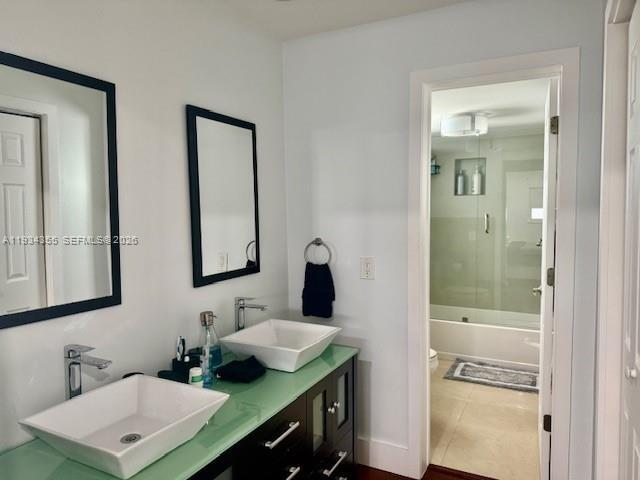 Building Photo - 2430 SW 22nd Terrace