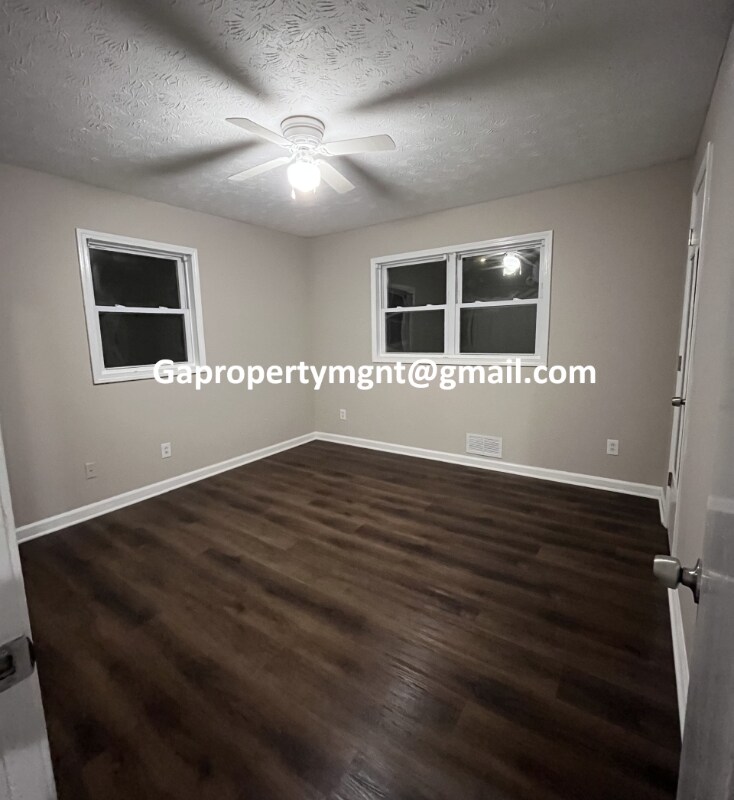 Building Photo - 231 Waddell Dr