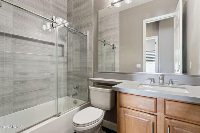 Building Photo - 14216 S 5th St