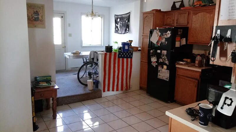 Building Photo - 136 Boggs Ave