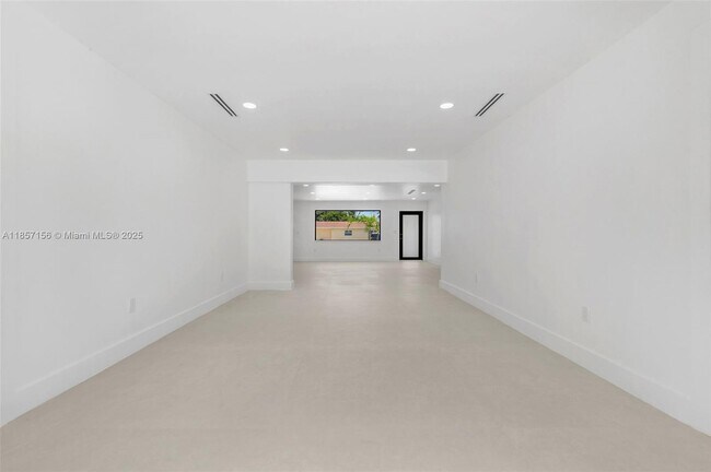 Building Photo - 9360 SW 16th St