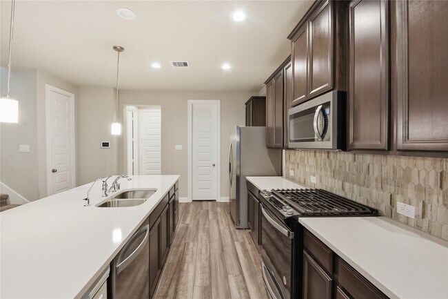 Building Photo - 4106 Split Ivy Dr