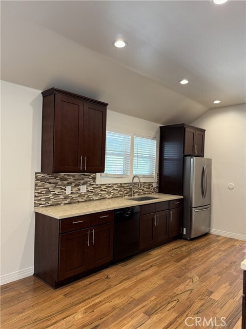 Building Photo - 686 Atchison St