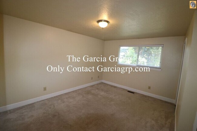 Building Photo - 20540 NW Highland Ct