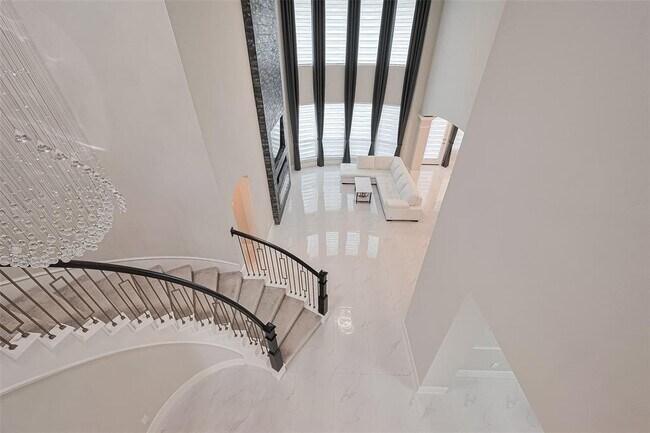 Building Photo - 12115 Ballshire Pines Dr