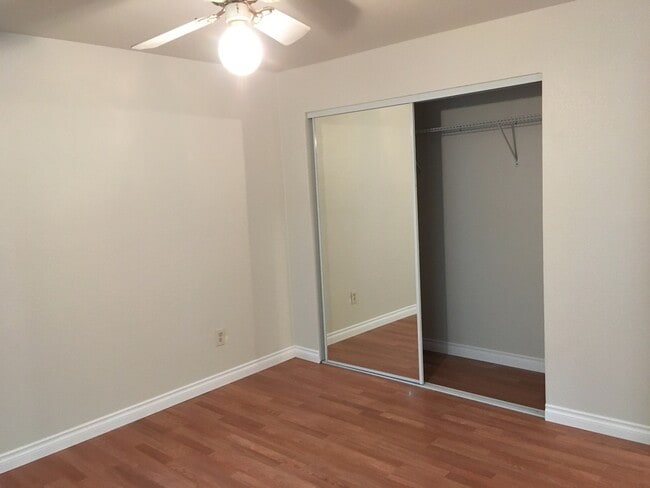 Building Photo - Charming 2 Bedroom 1 Bath Home