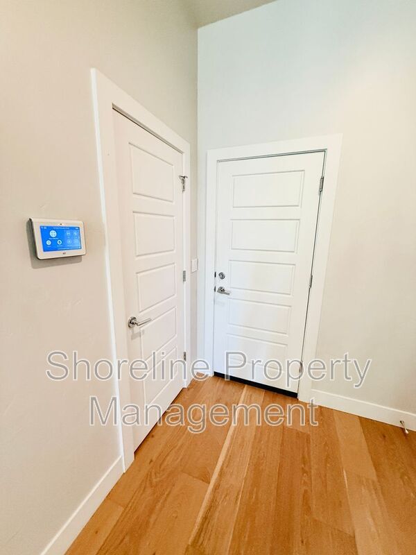 Building Photo - 4014 W Farm View Dr