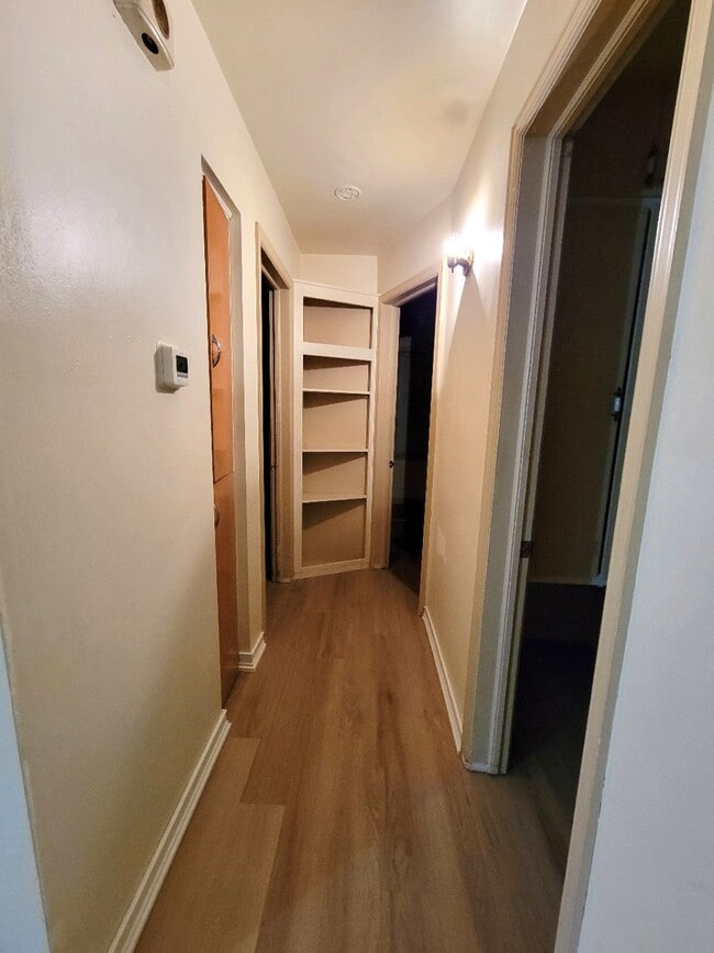 Building Photo - 1408 Torney Ave