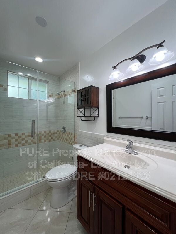 Building Photo - 3831 W 182nd St