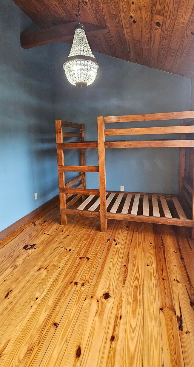 Building Photo - 181 State Rd S-1911-92