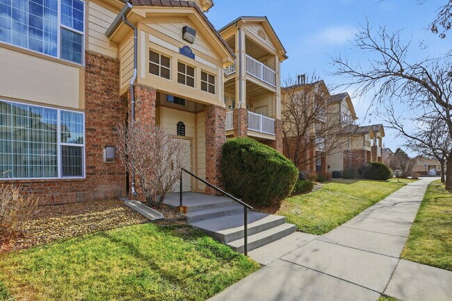 Building Photo - $1,840.95, 2-bed, 2-bath condo in a gated community with a washer/dryer.