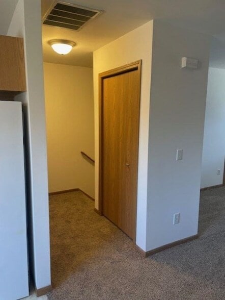 Building Photo - 4915 Universal Dr